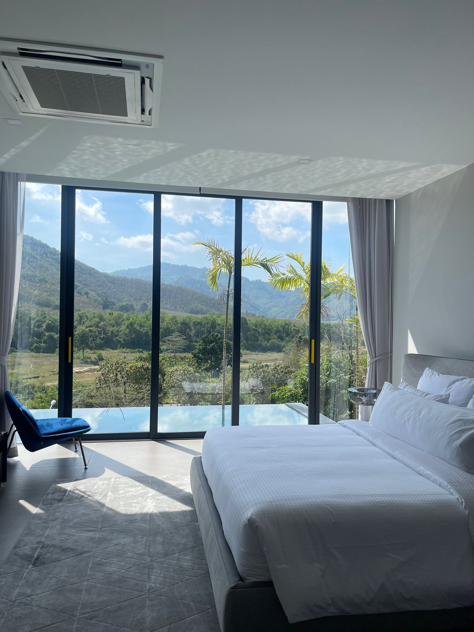 Manick Hillside 61